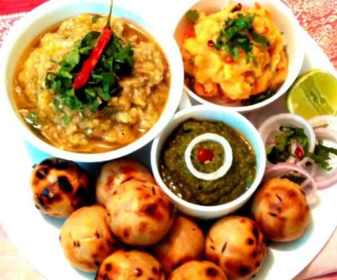 Oyo 16708 Sada Shiv Guest house